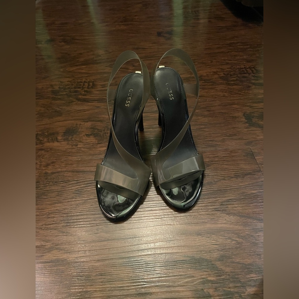 GUESS
Women's Ferry Asymmetrical Lucite Clear Dress Sandals Women's Shoes